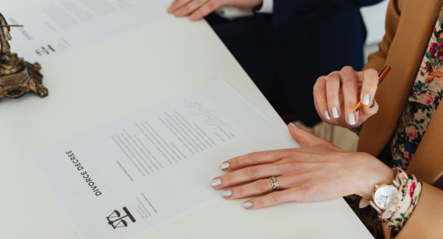 divorce-papers