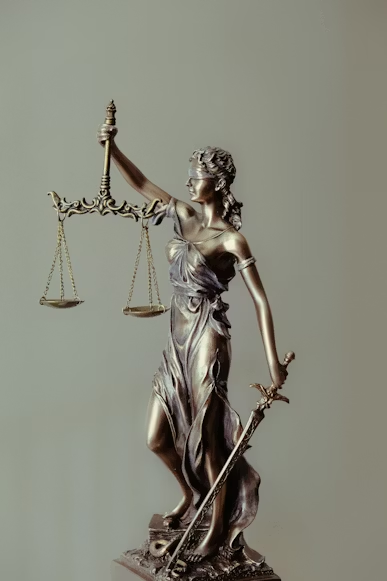 figurine of Lady Justice