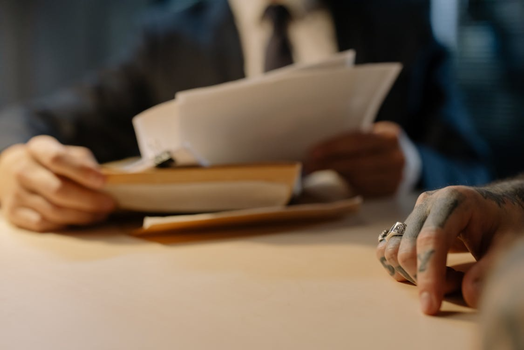 Picture14 From paperwork to negotiations, see what a lemon law lawyer actually does for you