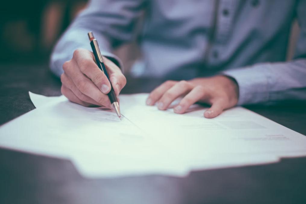 Keeping settlement documents and other claim records organized can help you recover the financial losses included in a car accident claim.
