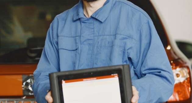 A detailed complaint helps technicians investigate recurring vehicle symptoms.